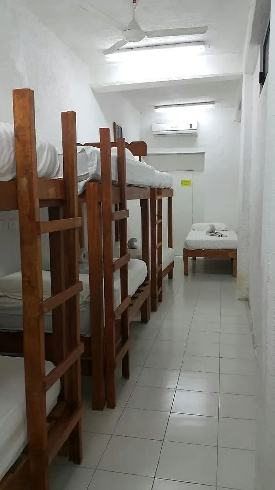 Hostel Simon Cancun Mexico